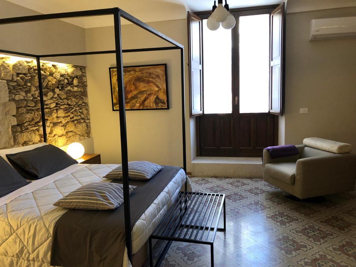 Il Fuoco Di Archimede - Ortigia Apartment Syracuse ภายนอก รูปภาพ