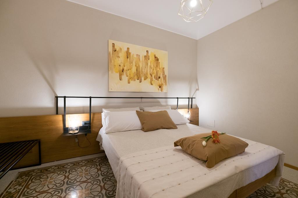 Il Fuoco Di Archimede - Ortigia Apartment Syracuse ภายนอก รูปภาพ